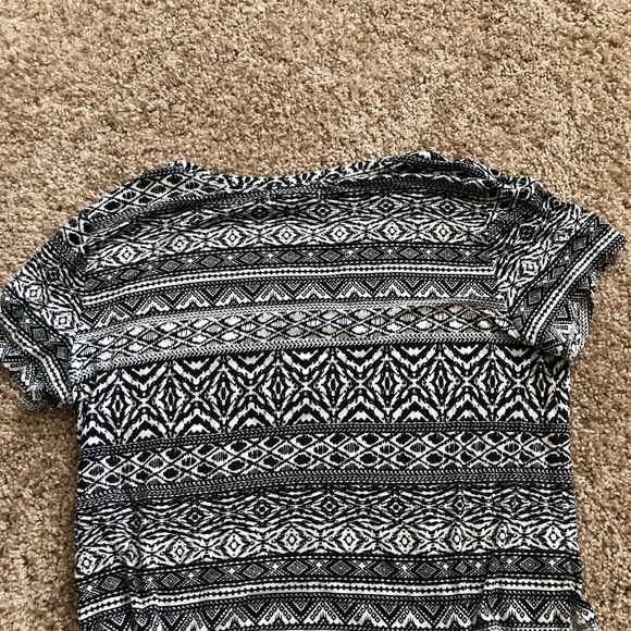 American Eagle Print Shirt Size L (fits S) (EUC) - Picture 5 of 5